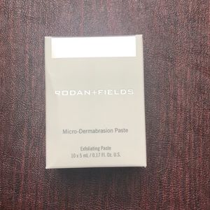 Micro Dermabrasion paste packets